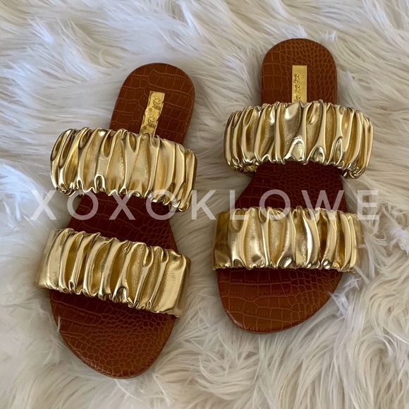 Gold Metallic Double Band Scrunch Sandal - Picture 11 of 13